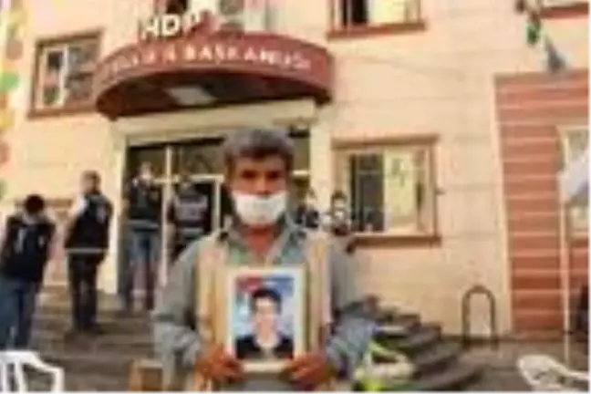 HDP'li Tosun'un hakaret ettiği evlat nöbetindeki baba konuştu