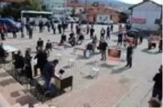 Mermer ocağı istemeyen Domaniçlilere Çevre ve Şehircilik Müdürlüğü'nden destek