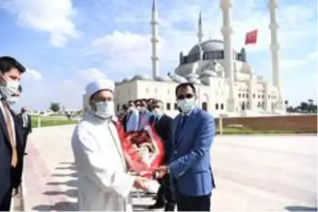 Başkan Erbaş, Lefkoşa'da Hala Sultan Cami Aile ve Gençlik Merkezinin açılışını yaptı