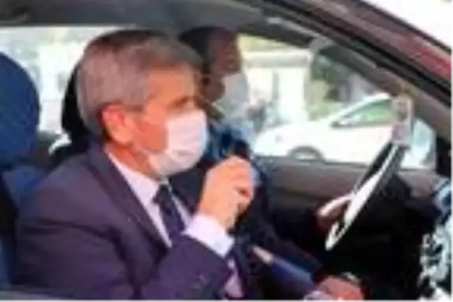 Son dakika haber... Doktor belediye başkanı, sokak sokak koronavirüs uyarısı yapıyor