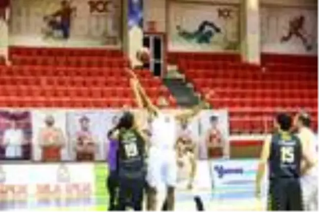 Nadir Gold İstanbul Basket: 89 - 69
