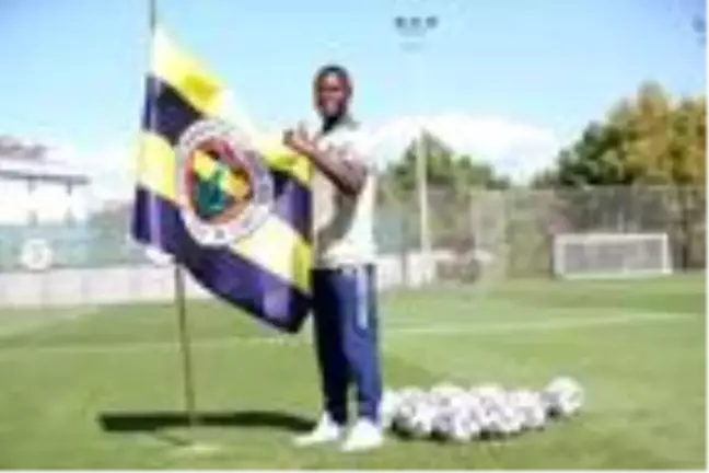 Erol Bulut ve Emre Belözoğlu'ndan Samatta'ya destek