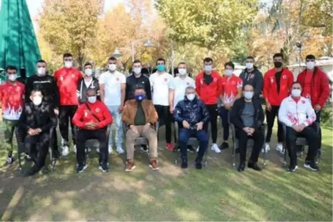 Erkek Boks Milli Takımımız Özbekistan yolcusu