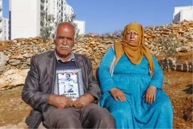 Evlat nöbetindeki baba: Derik'te yaşıyordum, bana rahat vermediler