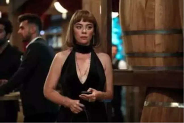 Demet Evgar kimdir, kaç yaşındadır? Demet Evgar biyografisi ve filmleri