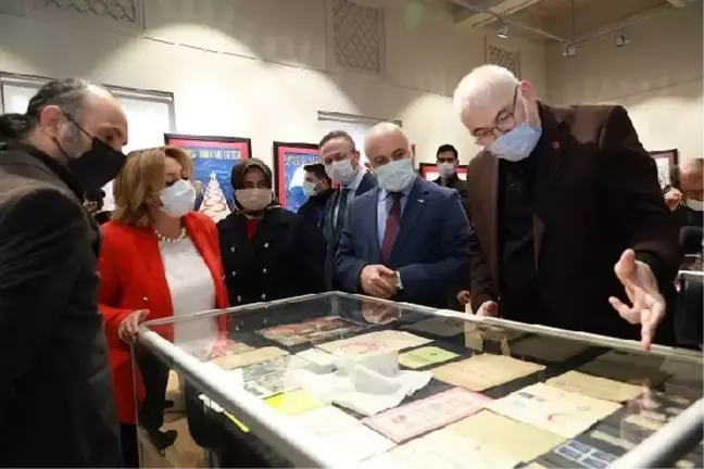 Türk Kızılay'ın 153 yıllık yolculuğunun tarihi belge ve materyalleri sergileniyor
