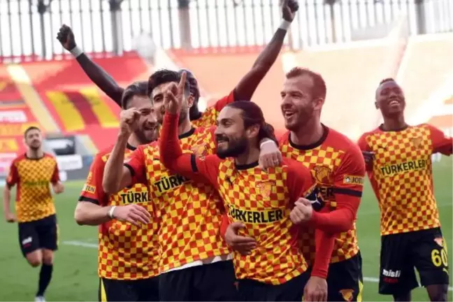 Göztepe'da hava bahara döndü