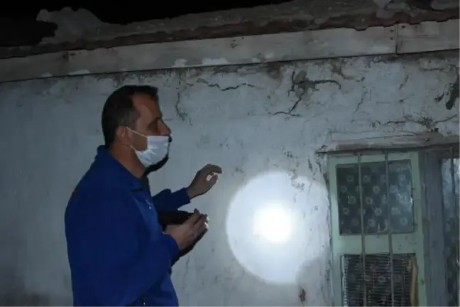 Konya, 3 dakikada 3 depremle sallandı (3)