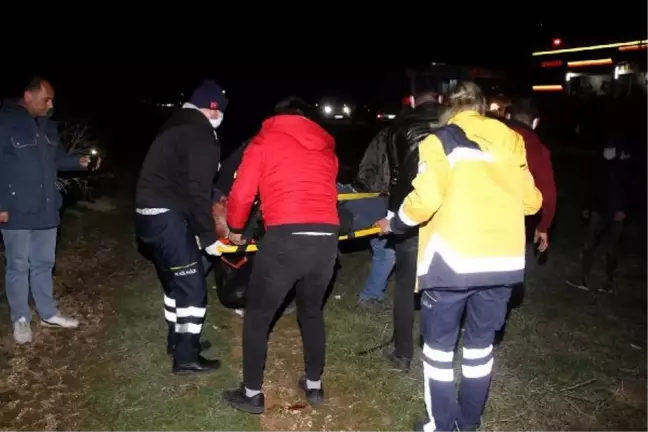 Arpa yüklü TIR yan yattı: 2 ağır yaralı