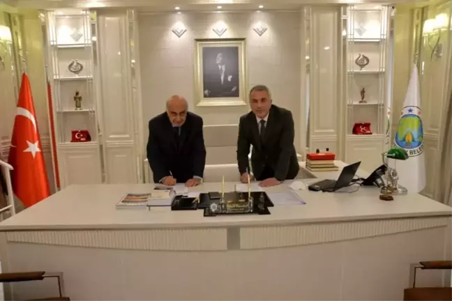 Hendek'te OSB ile imzalar atıldı