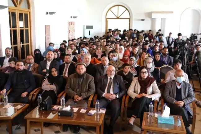 Afganistan'da Türklerin son asrı değerlendirildi