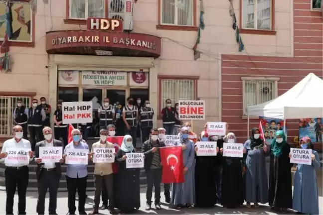 HDP önündeki ailelerden birinin evladının daha teslim olması umutları artırdı