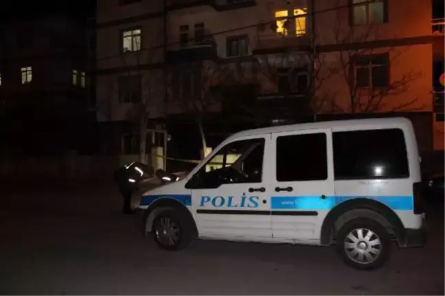Tartıştığı oğlunu bıçakladı