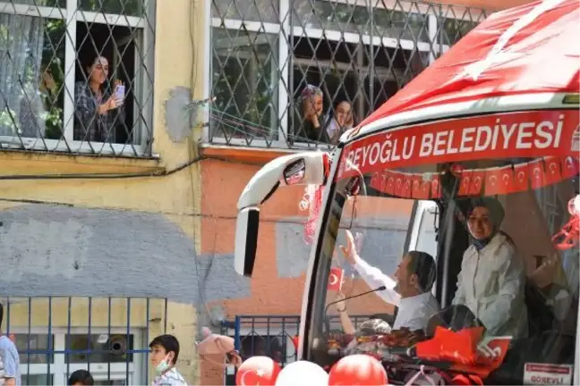 Beyoğlu'nda bayram coşkusu