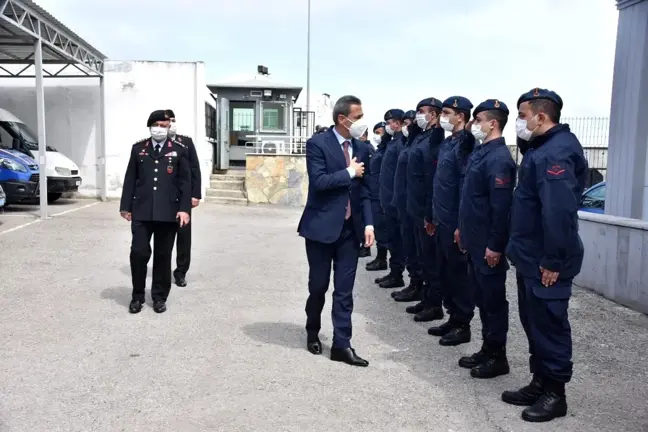 Vali, polis ve jandarmanın bayramını kutladı