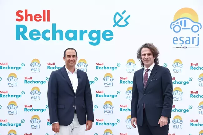 Shell ReCharge Türkiye'de İlk Adımını Eşarj ile Atıyor