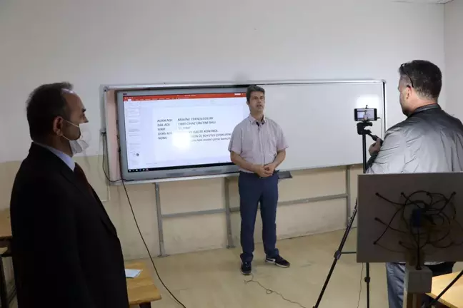 Havza MTAL'de EBA platformuna ders videosu çekimleri sürüyor