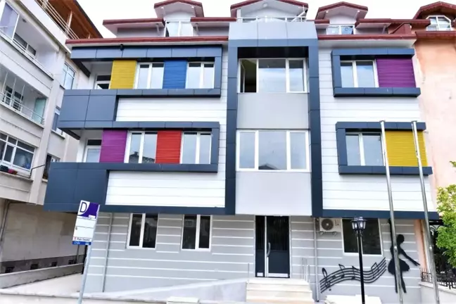 Ceren Özdemir Kreşi ve Masal Evi, açılış için gün sayıyor
