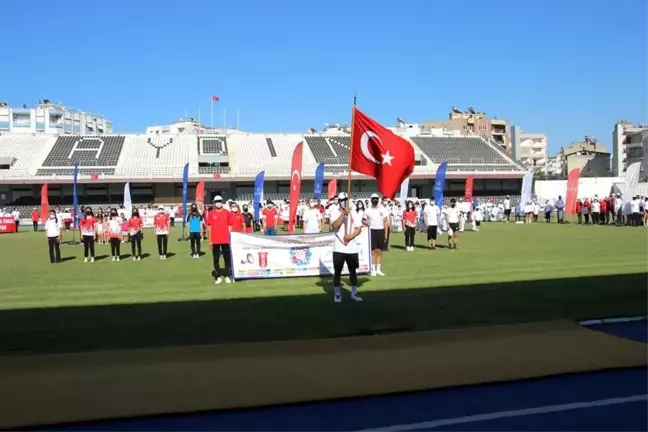 Aydın'da yaz spor okulları açılış töreni düzenlendi