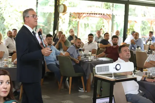 Başkan Arda Sarnıç'taki iş dünyasıyla buluştu