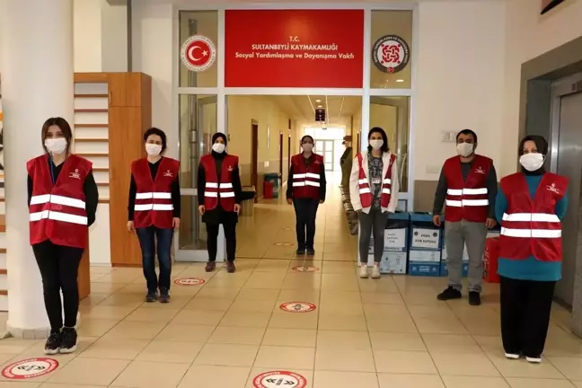 Sultanbeyli Kaymakamlığı pandemi sürecinde ihtiyaç sahibi ailelere 85 milyon TL yardım yaptı