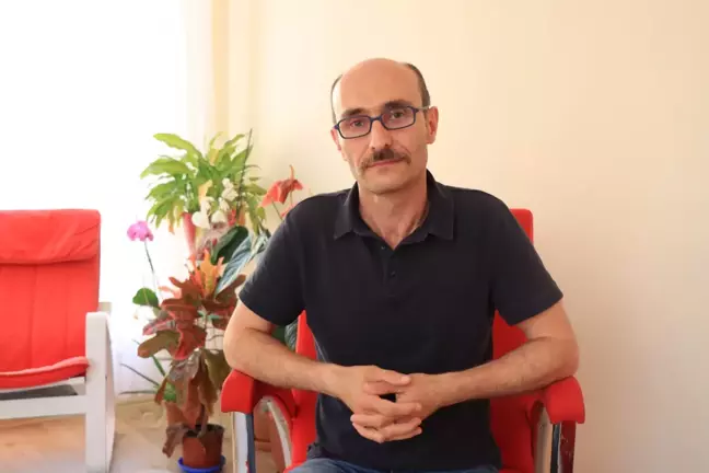 15 Temmuz hain darbe girişiminde bir kardeşi şehit bir kardeşi gazi olan Okan Esen Türkiye'nin hiçbir güce boyun eğmeyeceğini belirtti