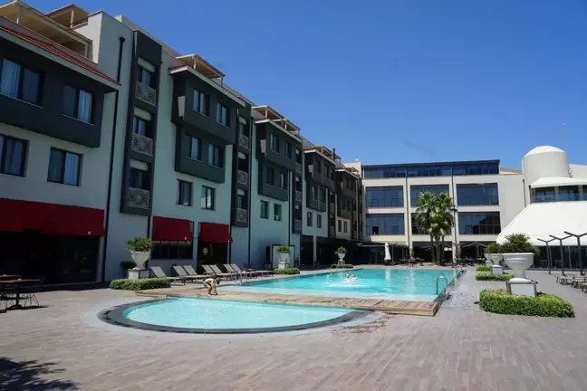 Kurban Bayramı tatilinin 9 gün olması Edremit Körfezi'ndeki turizm işletmecilerini sevindirdi