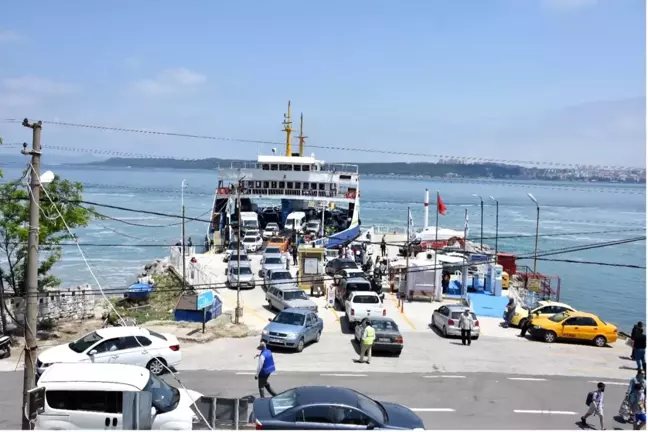 Çanakkale gemi trafiğine bayram seferi