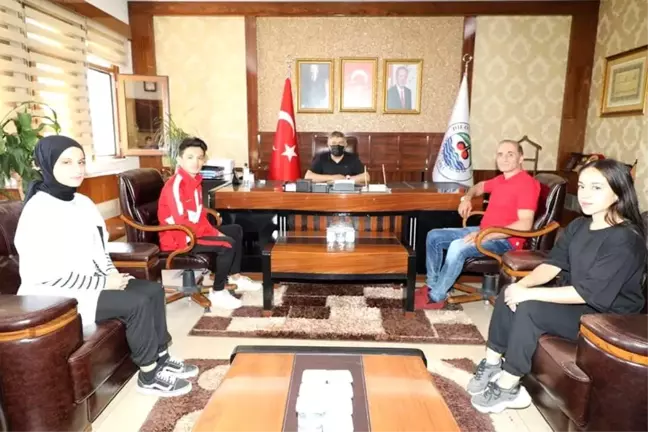 Başkan Şayir, başarılı sporcuları ağırladı