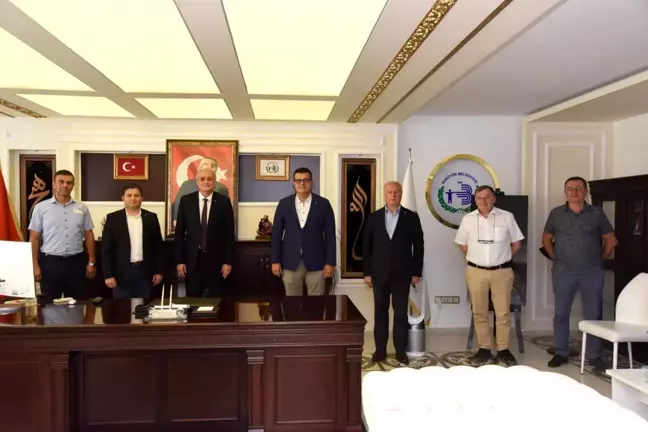BOZÜYÜK ECZACIBAŞI'NDAN BAŞKANIMIZ BAKKALCIOĞLU'NA ZİYARET 06 2021, 17: 14