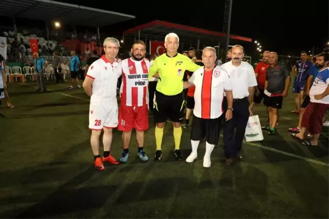 KA-DEF GELENEKSEL 2.HALI SAHA TURNUVASI BAŞKAN DEMİRTAŞ'IN VURUŞUYLA BAŞLADI