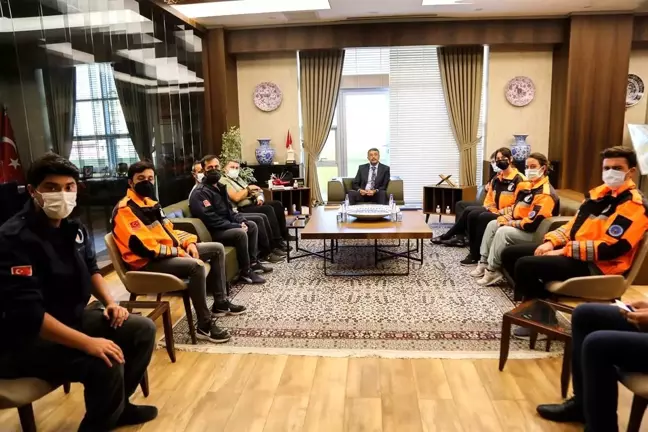 Son dakika haberi: Milas ve Manavgat'taki orman yangınına DPÜ-AKUK ekibi de müdahale etti