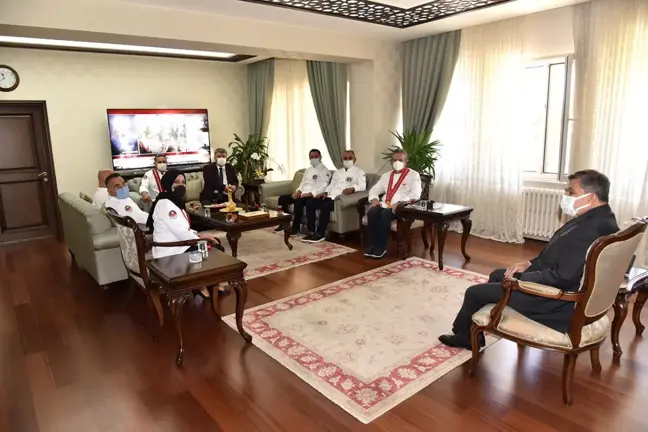 Türkiye Aşçılar Federasyonundan Vali Işık'a Ziyaret