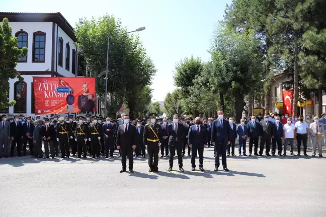İlimizde Zafer Bayramı Kutlamaları Gerçekleştirildi