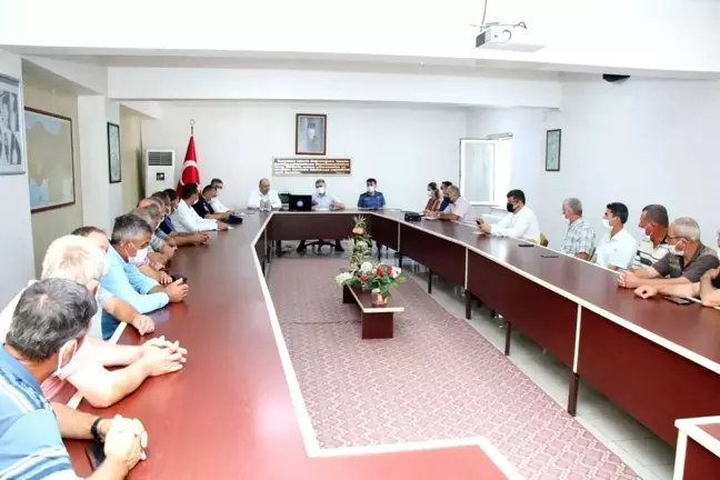 Gönen'de muhtarlar toplantısı yapıldı