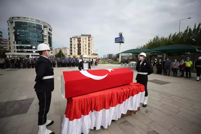Son dakika haberleri: Bursa'da kazada hayatını kaybeden polis memuru için tören düzenlendi