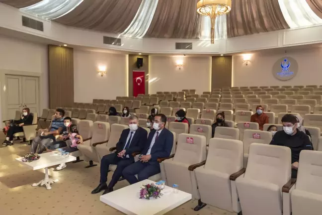 Kahramankazan'da dil eğitimini tamamlayan kursiyerlere sertifikaları verildi