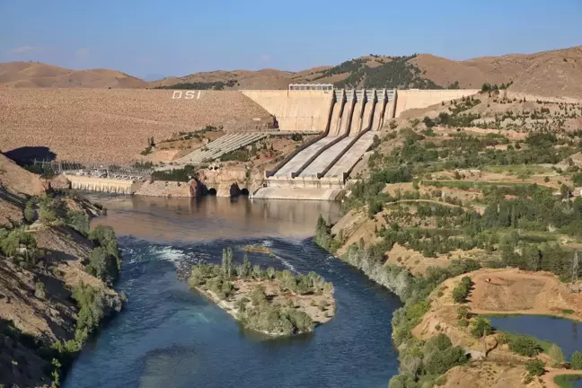 Keban Barajı ve HES 47 yılda ülke ekonomisine 151 milyar lira katkı sağladı