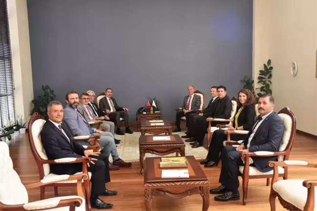 Bilecik Şeyh Edebali Üniversitesi Rektörü Beydemir, Kütahya SBÜ yönetimini ağırladı
