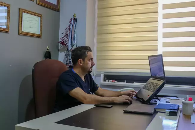 Kimse bu zararını bilmiyordu! Uzun süre tuvalette telefonla oynayanlar basur tehlikesi altında