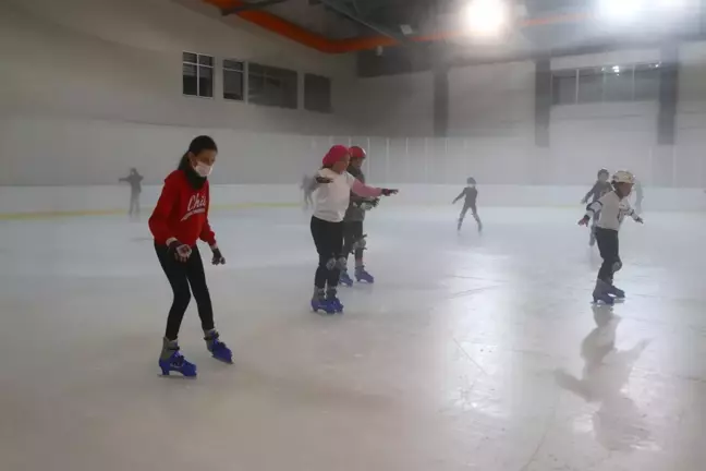 Trakya'nın tek olimpik buz pistinde milli sporcular yetişecek
