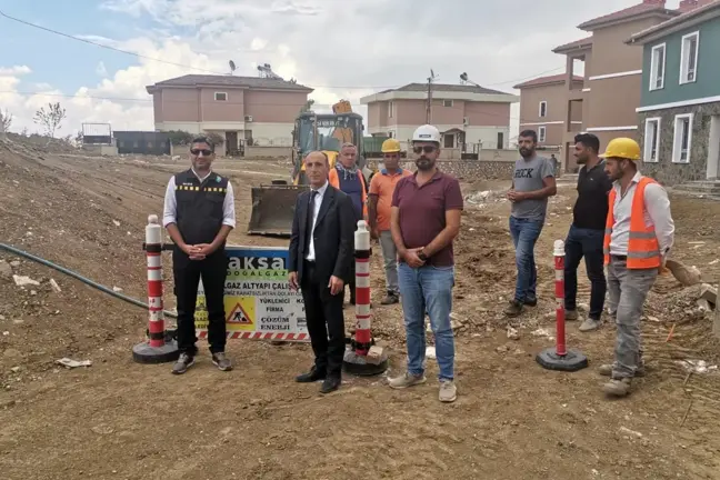 Elazığ'ın Sivrice ilçesinde doğal gaz alt yapı çalışmaları başladı