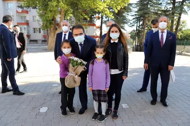 İlkokul Öğrencilerine