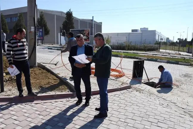 Salihli OSB'de alt yapı çalışmaları devam ediyor