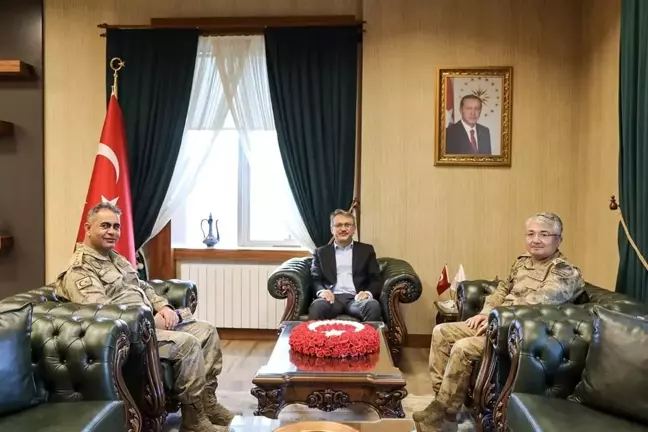 Jandarma Bölge Komutanı Alkan, Vali Ekinci'yi ziyaret etti