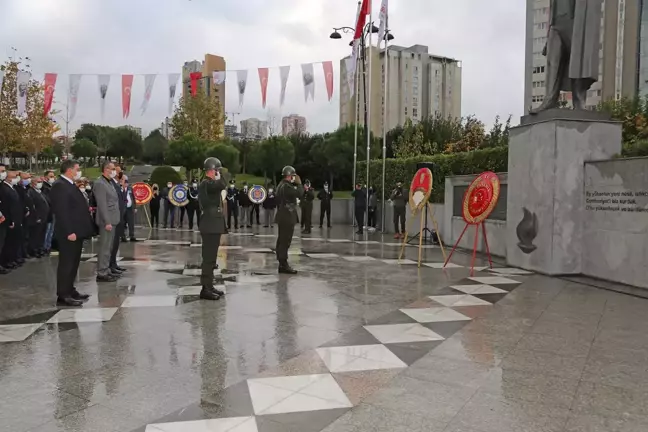 Ataşehir'de de saygı, sevgi, özlem ve bağlılık duygularıyla anıldı