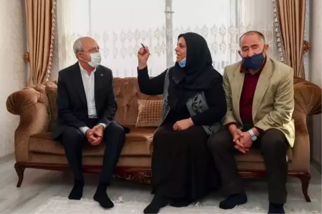 Kılıçdaroğlu'ndan öldürülen Başak Cengiz'in ailesine ziyaret