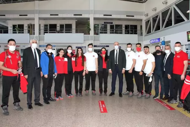 Curling Milli Takımları Avrupa Şampiyonası için Norveç'e gitti