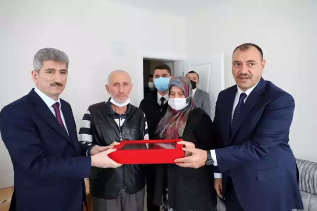 İçişleri Bakan Yardımcısı İnce'den şehit ailesine ziyaret