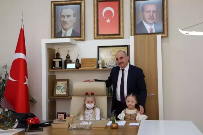 Başkan Kılıç, koltuğunu çocuklara bıraktı